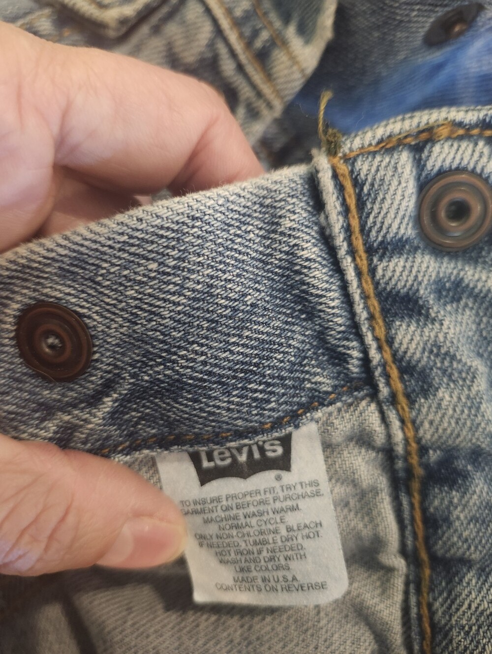 Vintage 90's Kid's Levi's Denim Trucker Jacket 3T Made In USA Like New - Picture 7 of 7